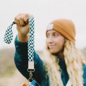 Thread Wallets Ckeckerboard Neck Lanyard